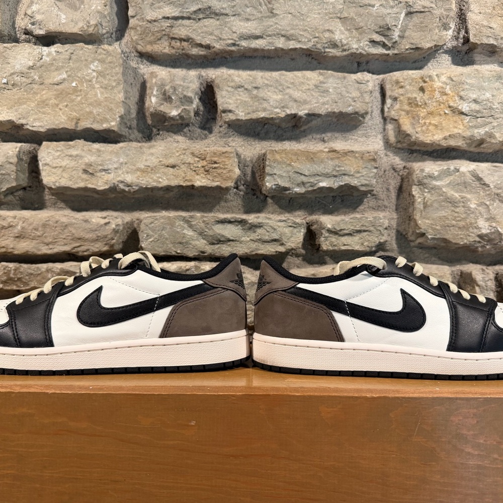 Nike Air Jordan 1 Low Mocha - Men’s Size 11